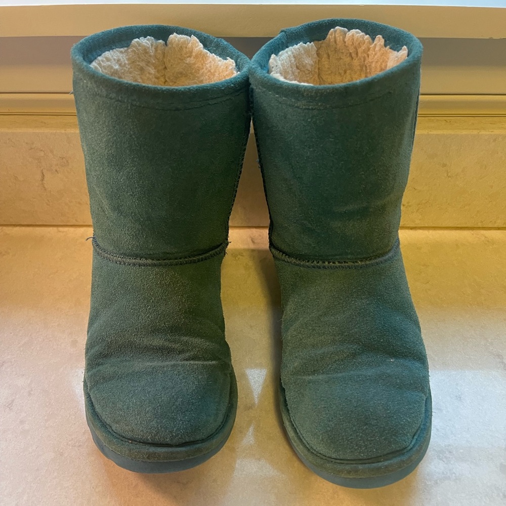 Girls boots
